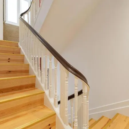 Appartamento Host Wise - Lovely Shinny Flats With Balcony - Clerigos