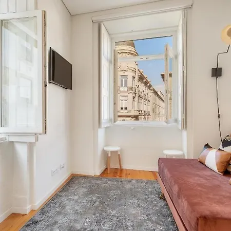 Host Wise - Lovely Shinny Flats With Balcony - Clerigos *