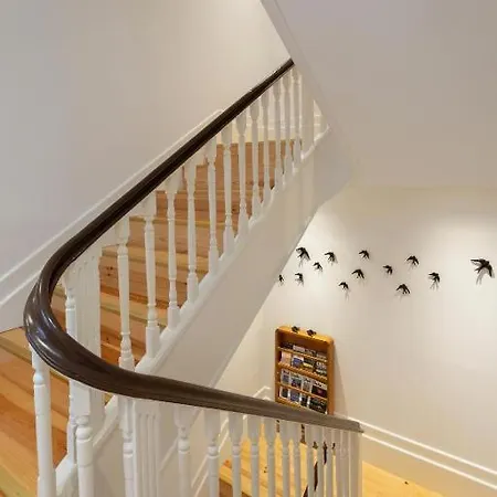 Host Wise - Lovely Shinny Flats With Balcony - Clerigos Apartment *