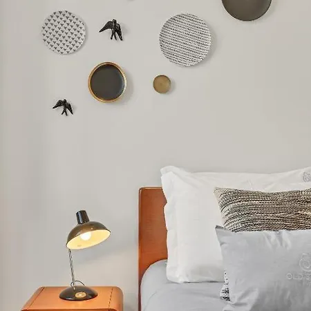Host Wise - Lovely Shinny Flats With Balcony - Clerigos *