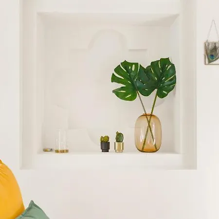 Apartment Host Wise - Lovely Shinny Flats With Balcony - Clerigos *