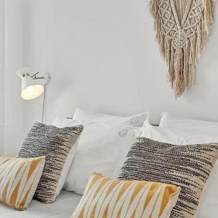 Apartment Host Wise - Lovely Shinny Flats With Balcony - Clerigos