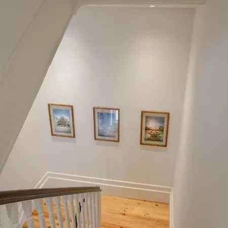 Host Wise - Lovely Shinny Flats With Balcony - Clerigos *